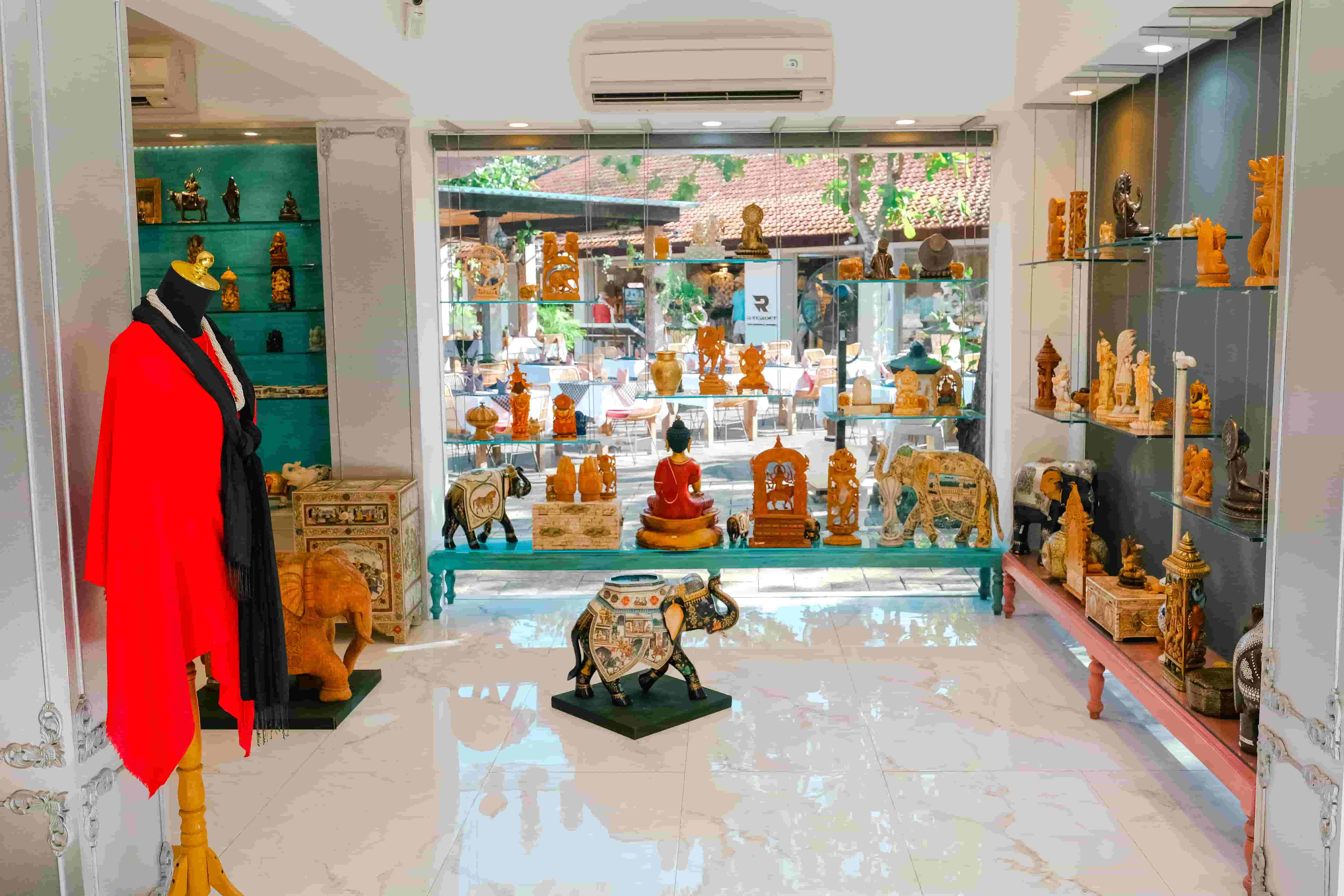 Island Jewel - Gallery image 3