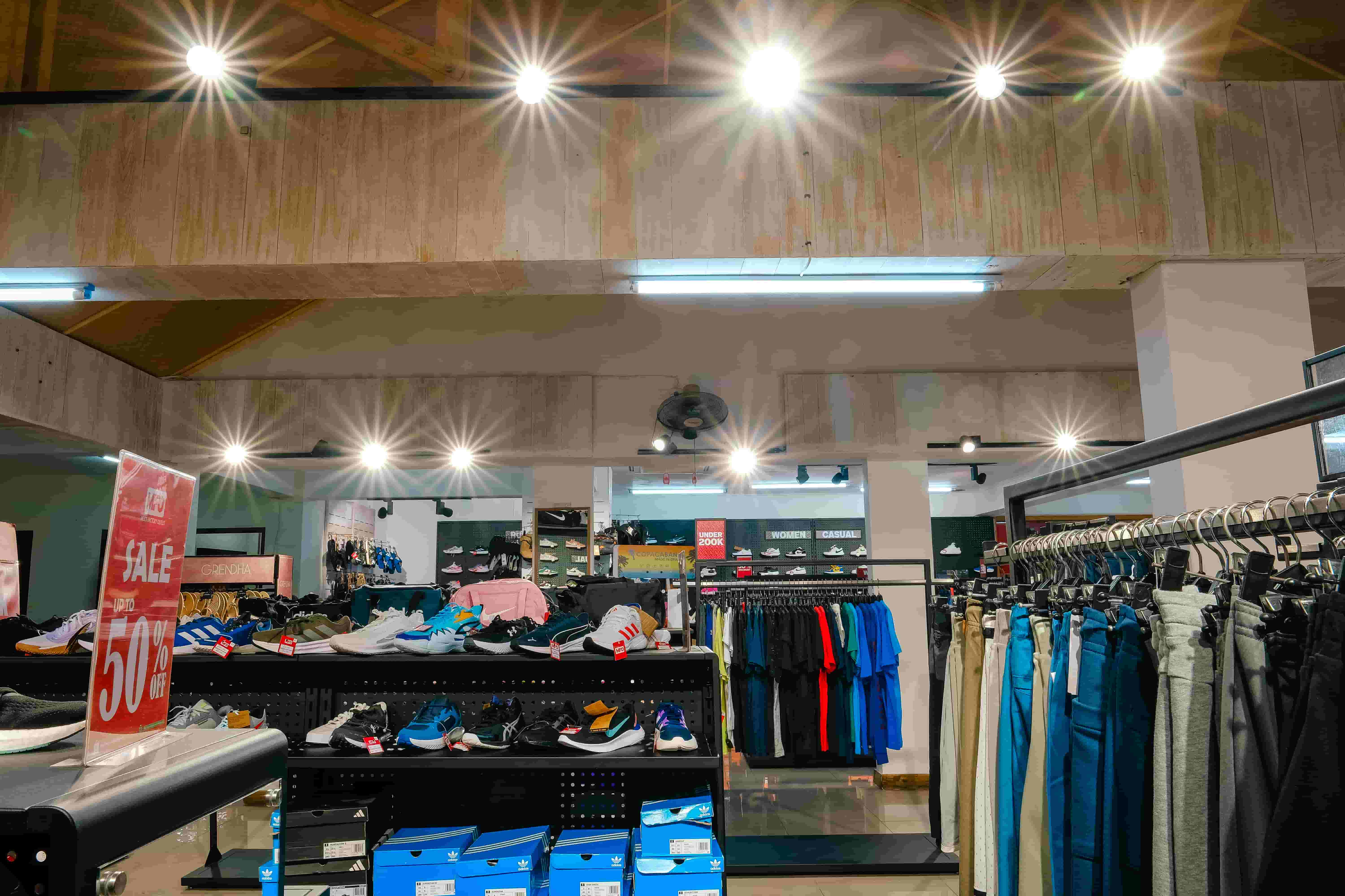 Multi Factory Outlet - Gallery image 4