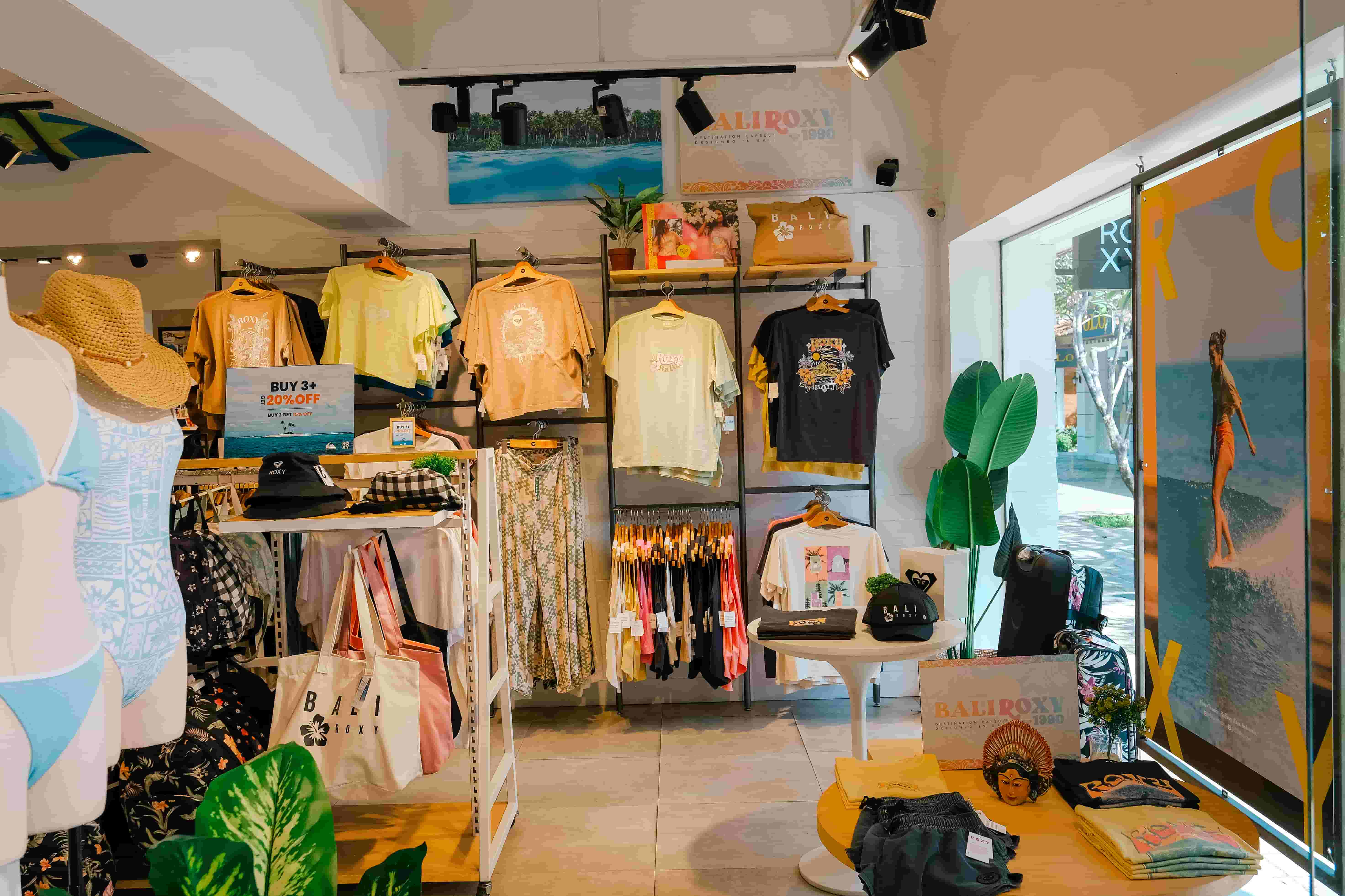 Roxy - Gallery image 2