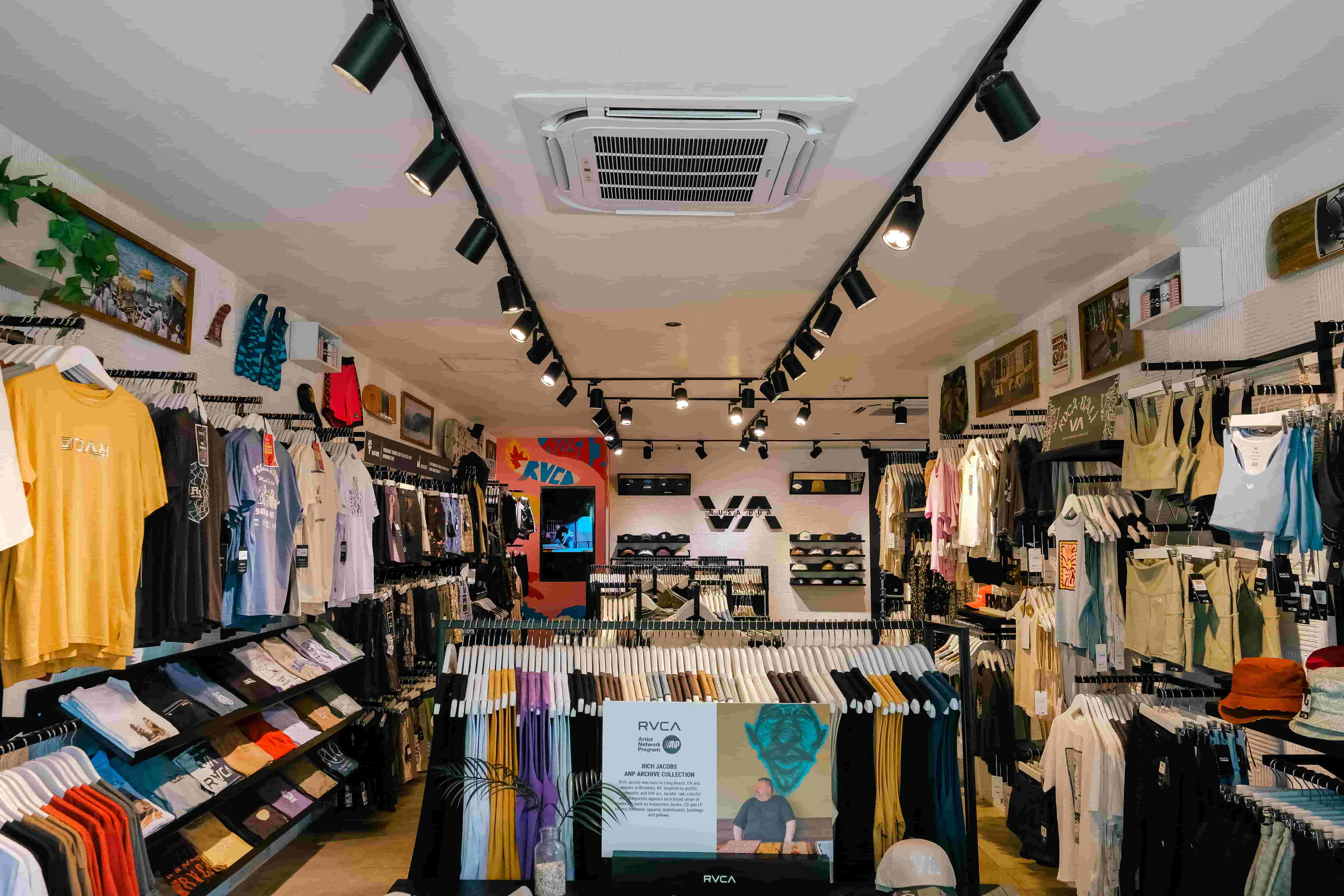 RVCA - Gallery image 3