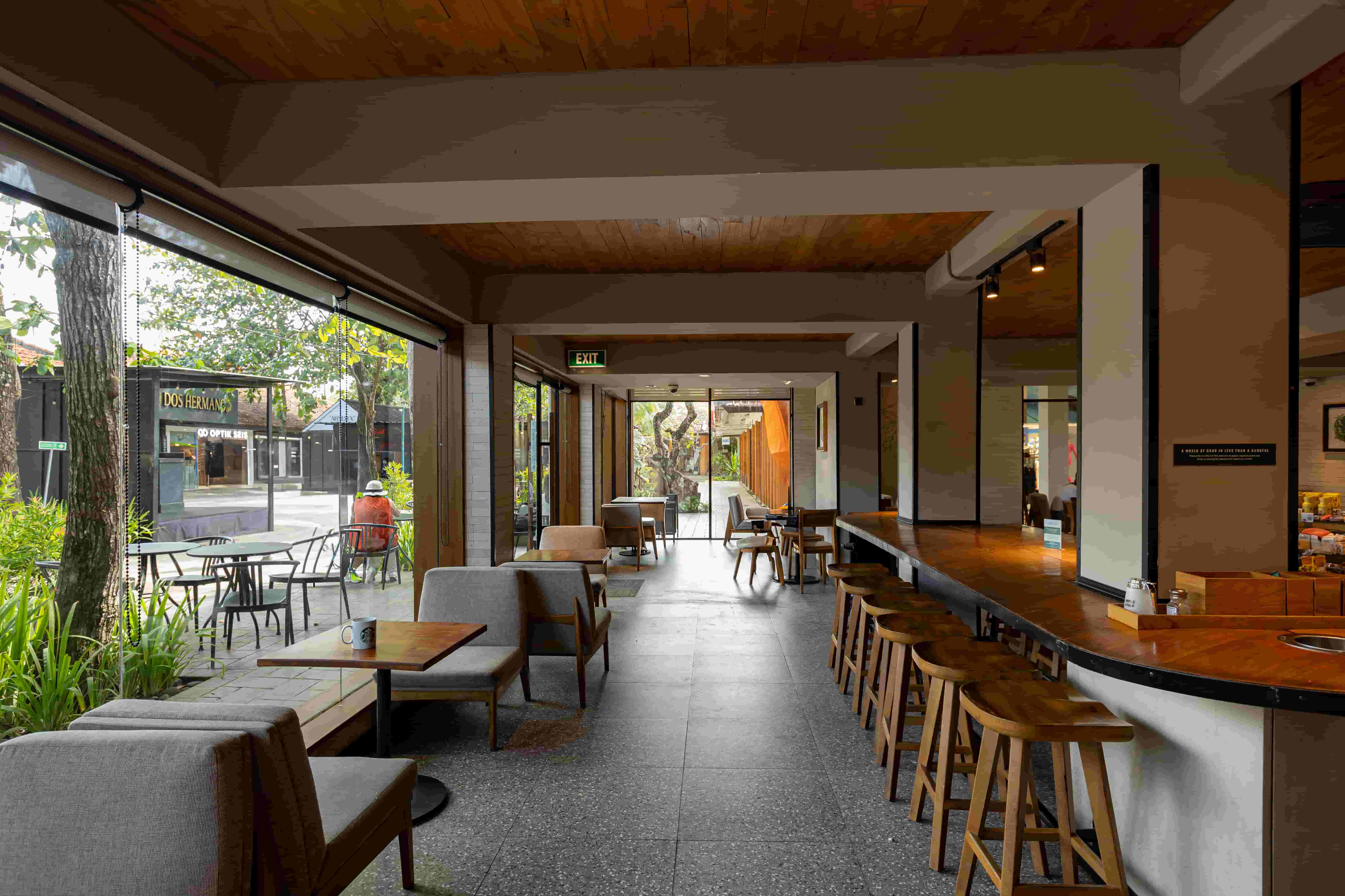 Starbucks - Gallery image 2