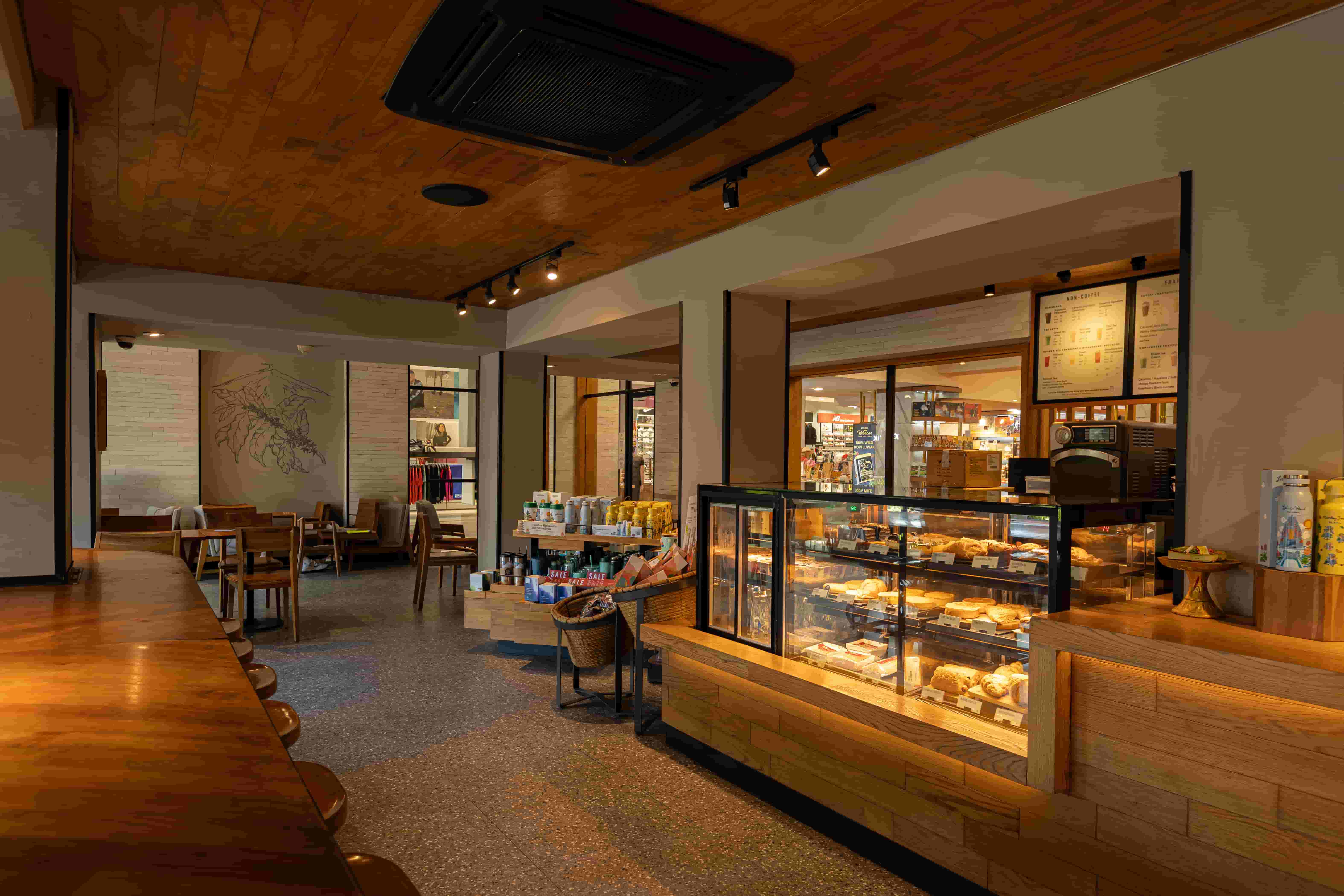 Starbucks - Gallery image 1