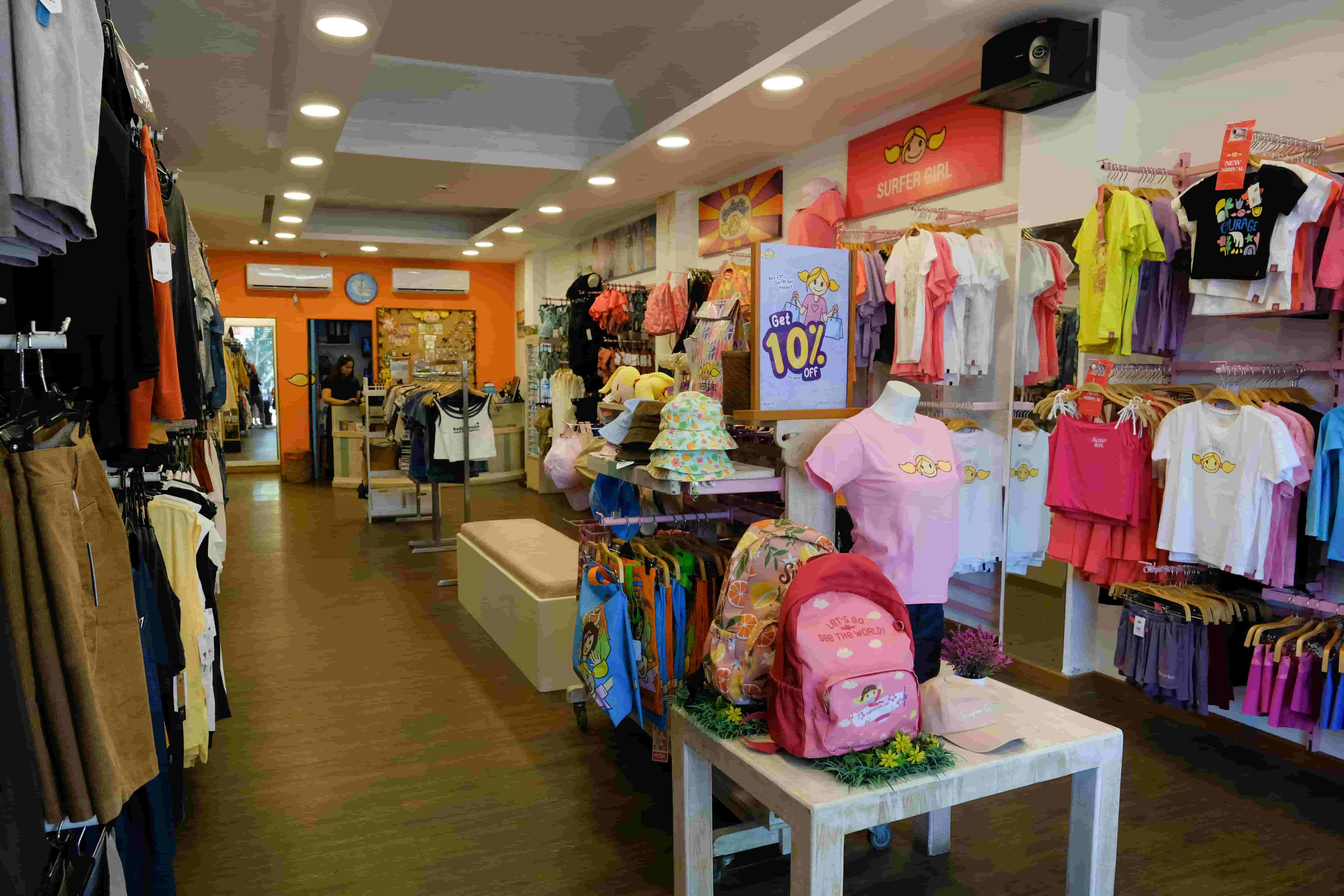 Surfer Girl - Gallery image 1