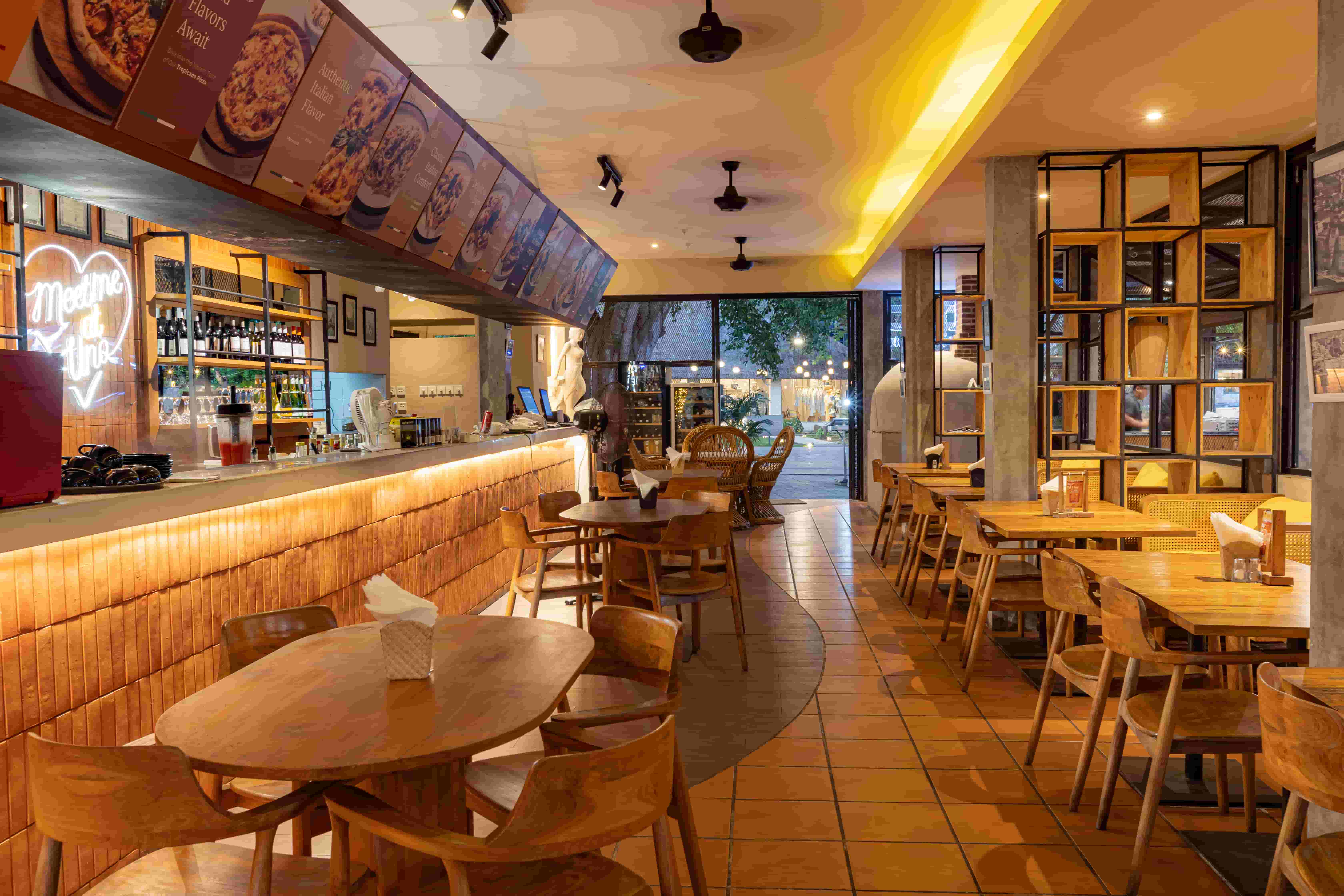 UNO Italian Restaurant - Gallery image 3